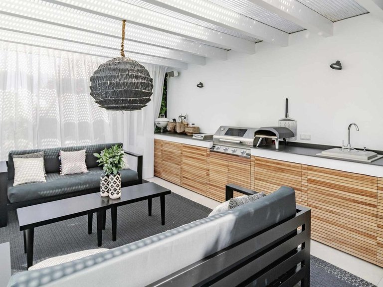 Villa for Sale in Marbella, Malaga 25