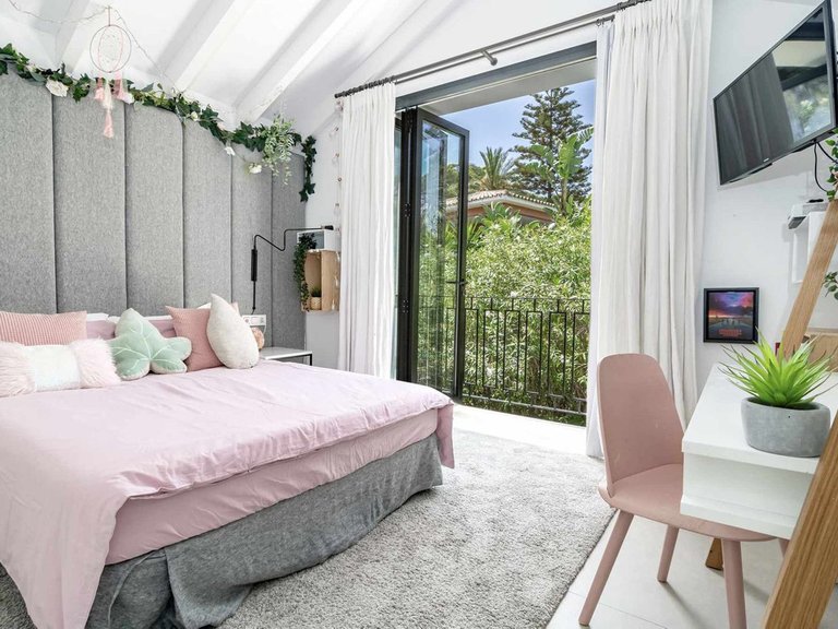 Villa for Sale in Marbella, Malaga 19