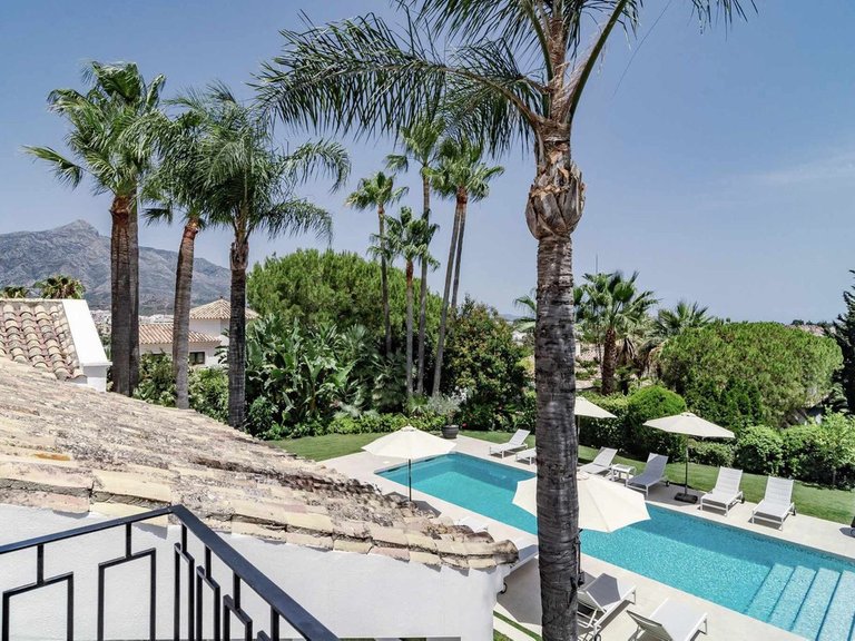 Villa for Sale in Marbella, Malaga 31