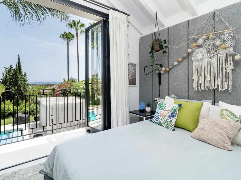 Villa for Sale in Marbella, Malaga 24
