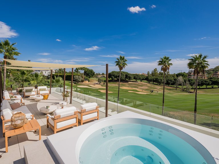 Villa for Sale in Marbella, Malaga 26