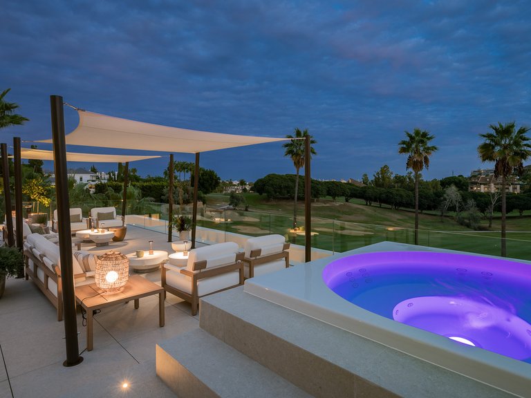 Villa for Sale in Marbella, Malaga 7