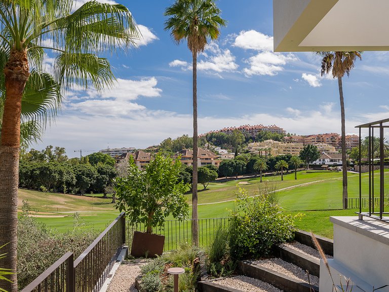 Villa for Sale in Marbella, Malaga 24
