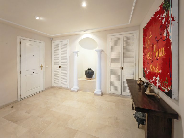 Apartment for Sale in Marbella, Malaga 9