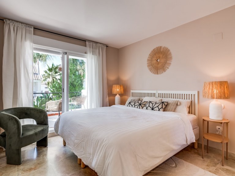Town House for Sale in Marbella, Malaga 15