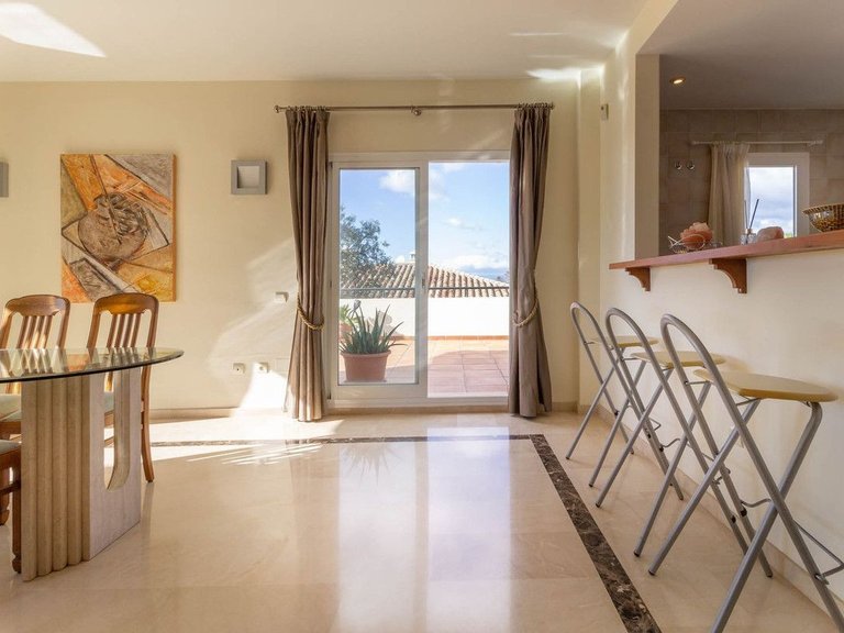 Penthouse for Sale in Marbella, Malaga 13