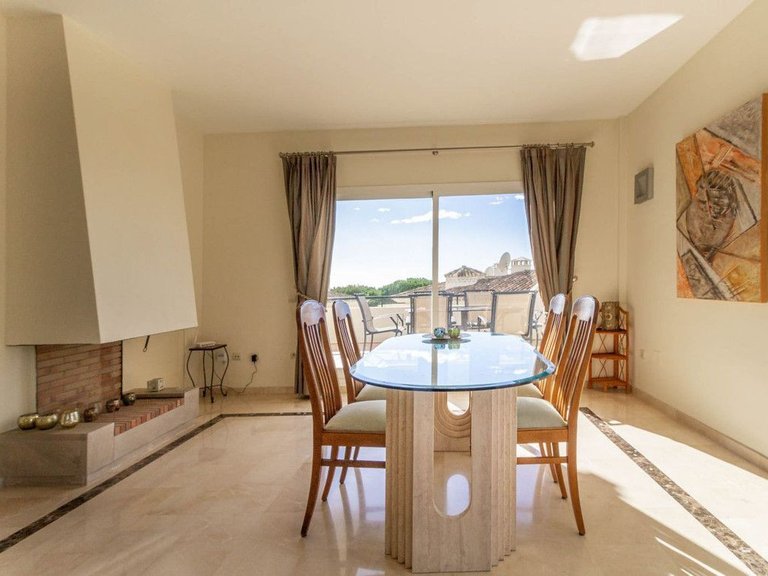 Penthouse for Sale in Marbella, Malaga 14