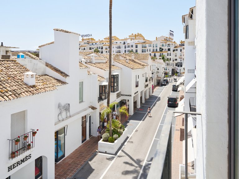 Apartment for Sale in Marbella, Malaga 8