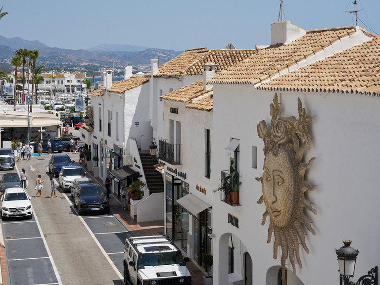 Apartment for Sale in Marbella, Malaga 9