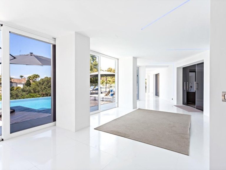 Detached Villa in Las Chapas 27