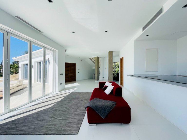 Detached Villa in Las Chapas 41