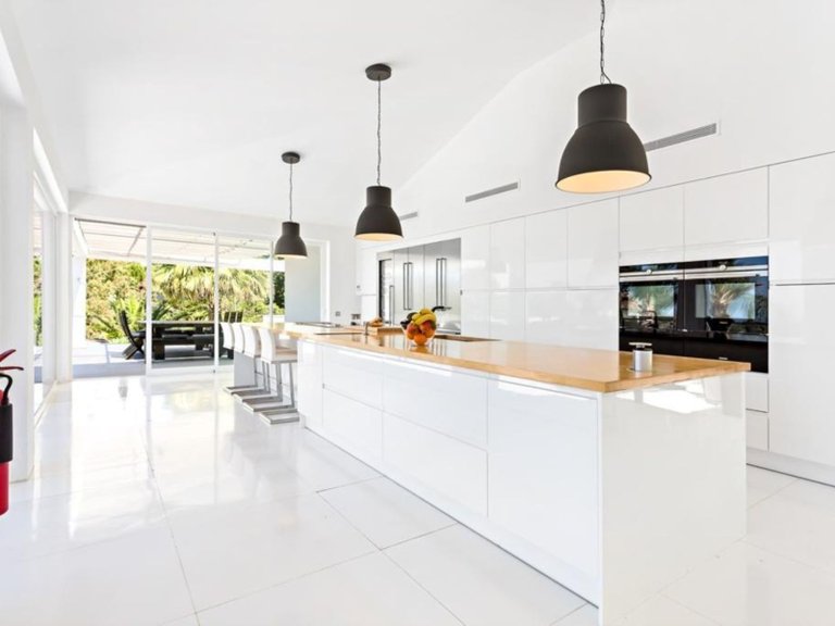 Detached Villa in Las Chapas 24