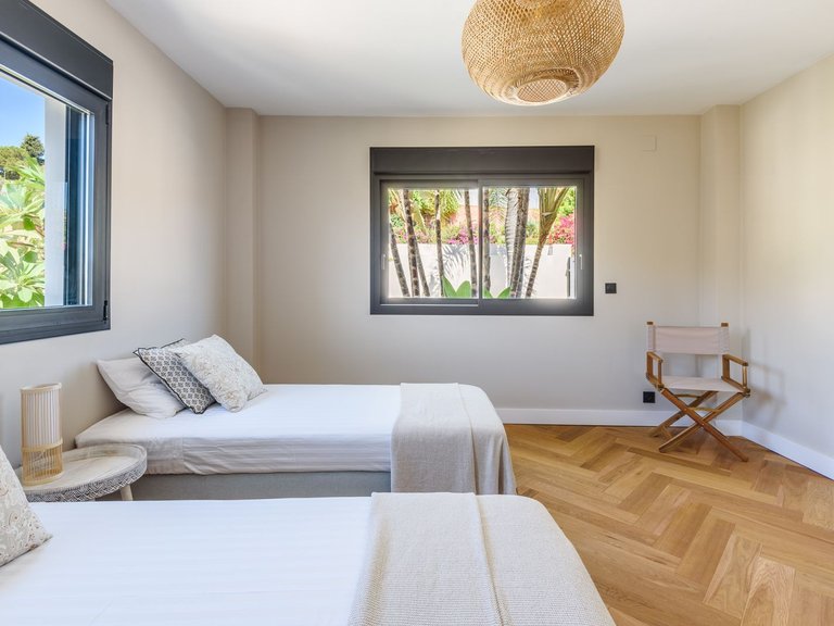 Chalet Independiente en Elviria 14