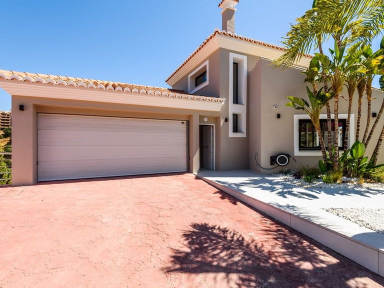 Chalet Independiente en Elviria 44