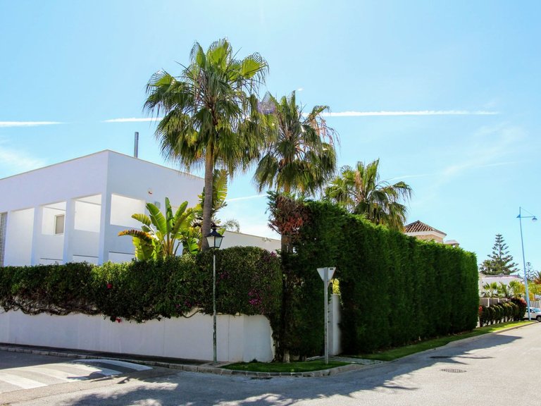 Chalet Independiente en San Pedro de Alcántara 26