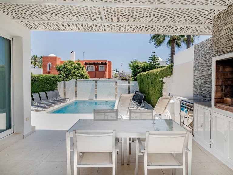 Villa for Sale in Marbella, Malaga 5