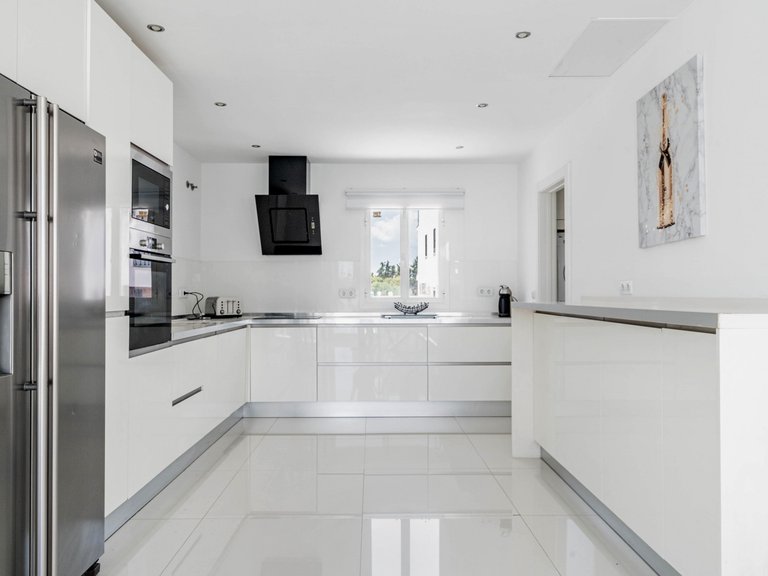 Villa for Sale in Marbella, Malaga 13