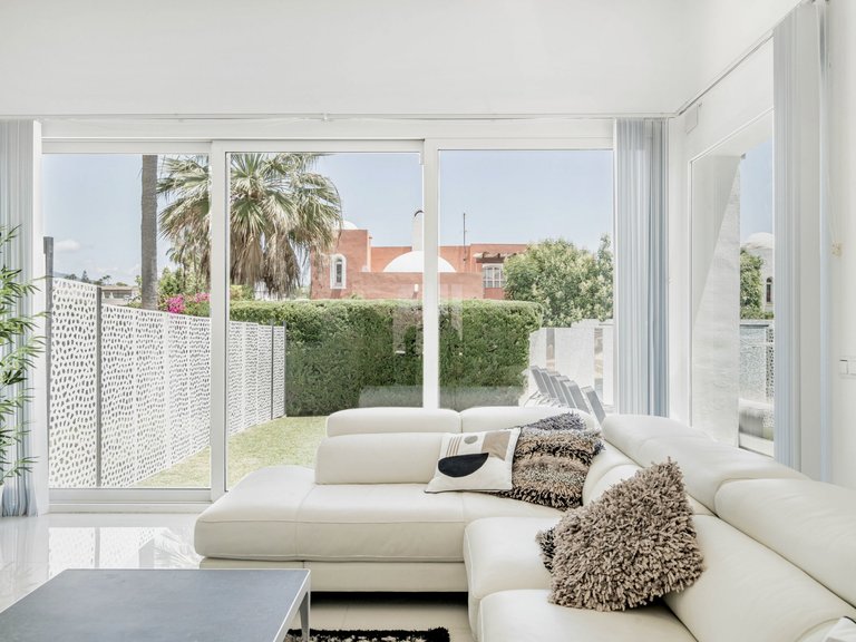Villa for Sale in Marbella, Malaga 9