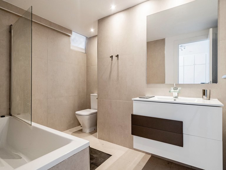 Villa for Sale in Marbella, Malaga 20