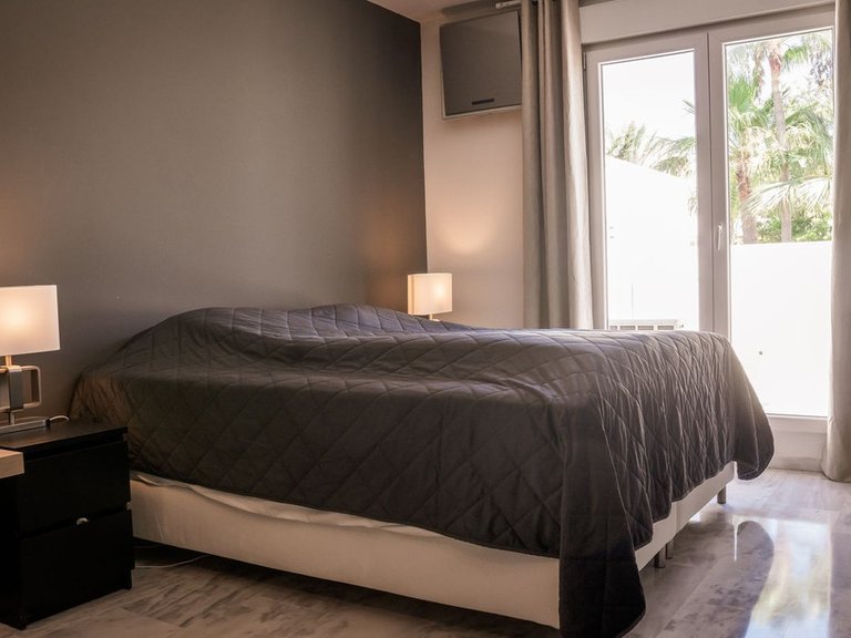 Penthouse for Sale in Marbella, Malaga 25