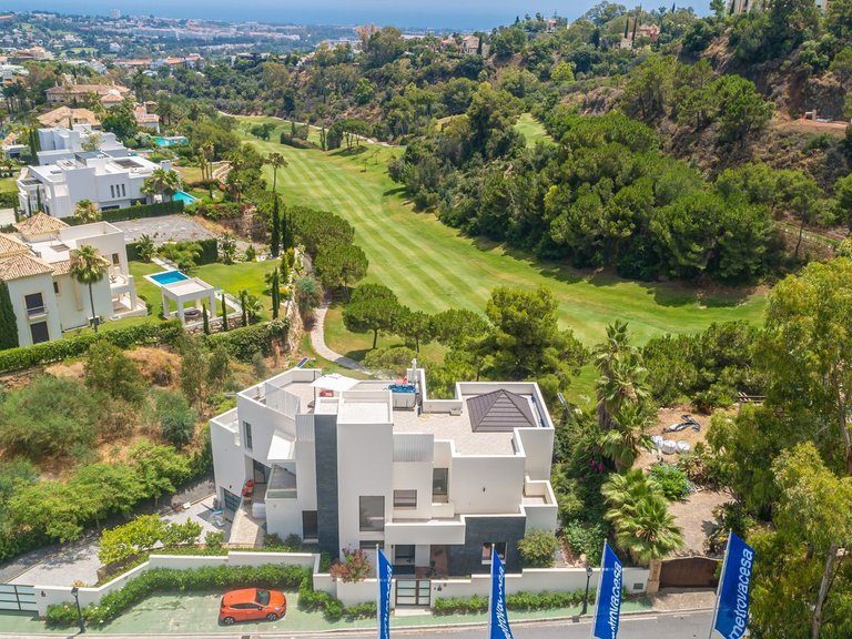 Chalet Independiente en La Quinta 44