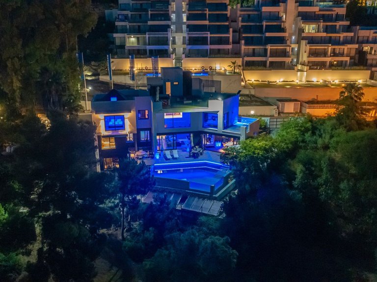Chalet Independiente en La Quinta 46