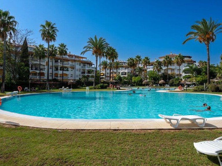 Apartment for Sale in Marbella, Malaga 14