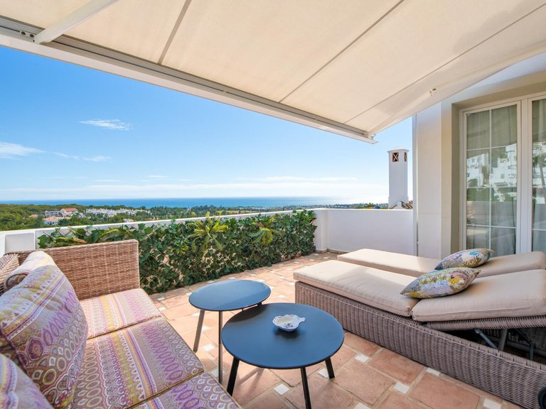 Elegant parhusvilla med panoramautsikt över havet - Marbella Hill Club 1