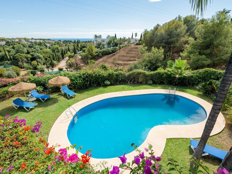 Elegant parhusvilla med panoramautsikt över havet - Marbella Hill Club 3