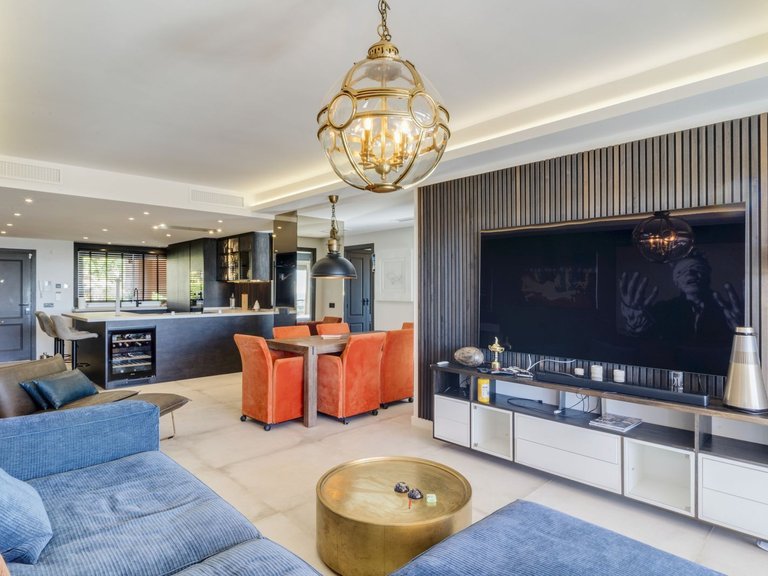 Apartment for Sale in Marbella, Malaga 31