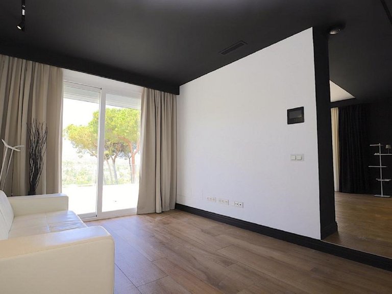 Villa for Sale in Marbella, Malaga 11