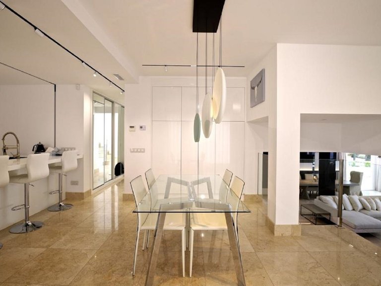 Villa for Sale in Marbella, Malaga 7