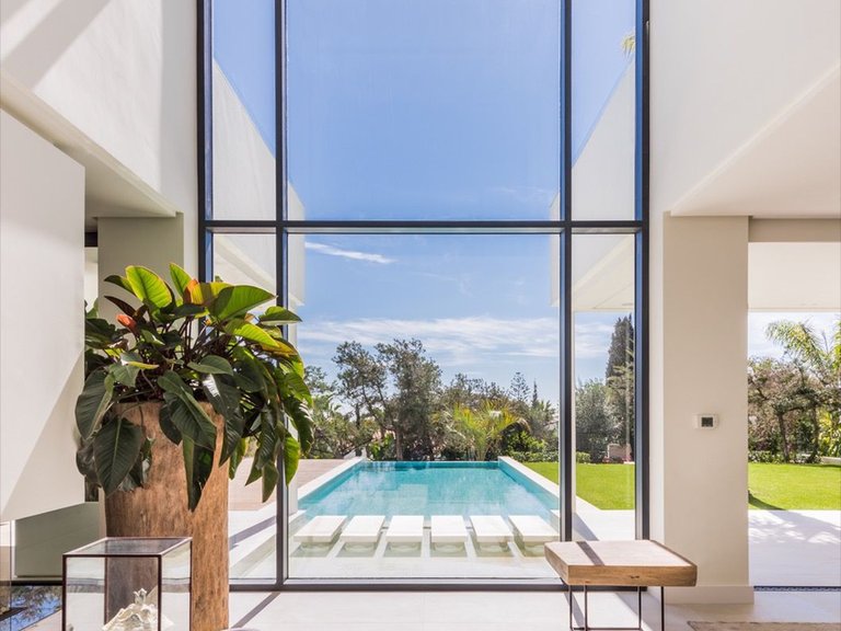 Villa for Sale in Marbella, Malaga 8