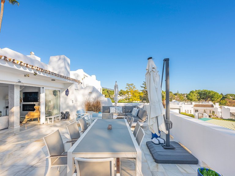 Town House for Sale in Marbella, Malaga 25