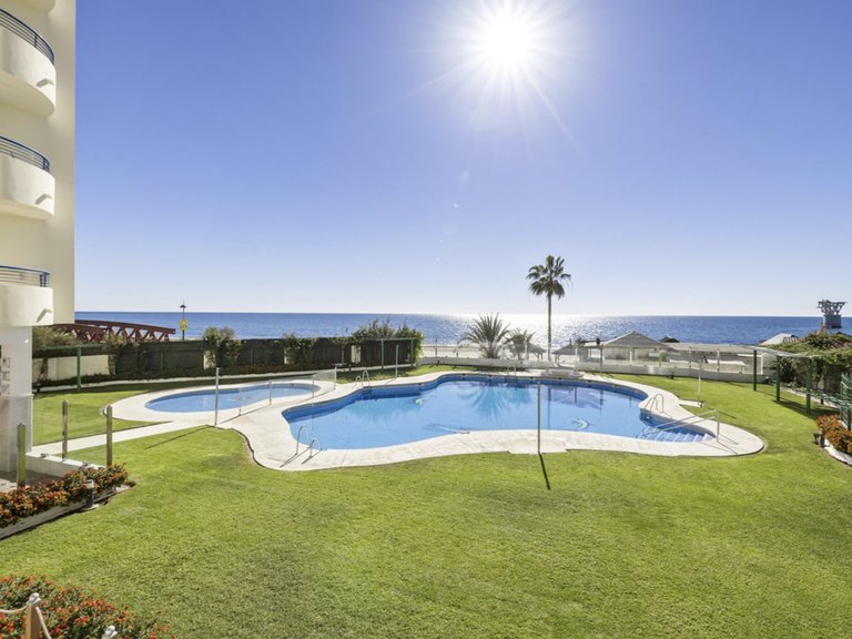 Penthouse en bord de mer à vendre 10