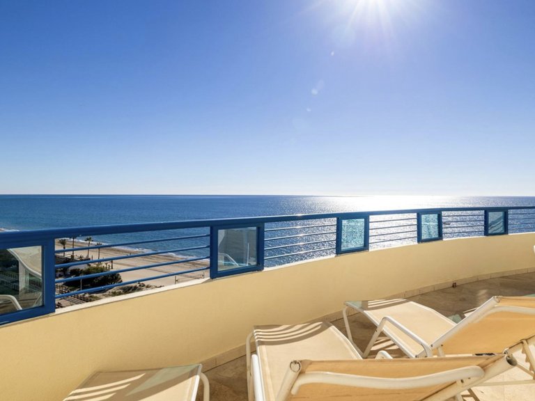 Penthouse en bord de mer à vendre 2