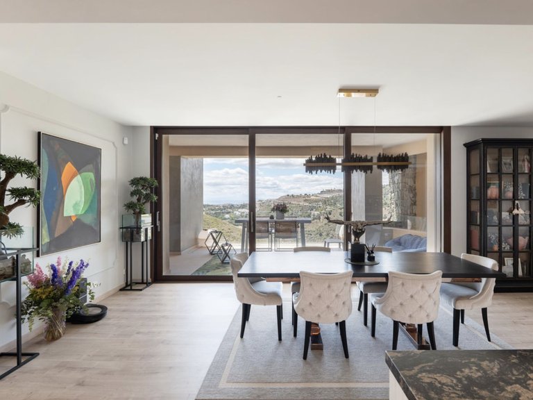 Top floor apartment for sale 5