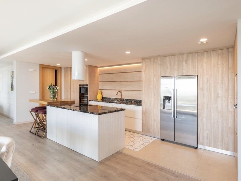 Top floor apartment for sale 6