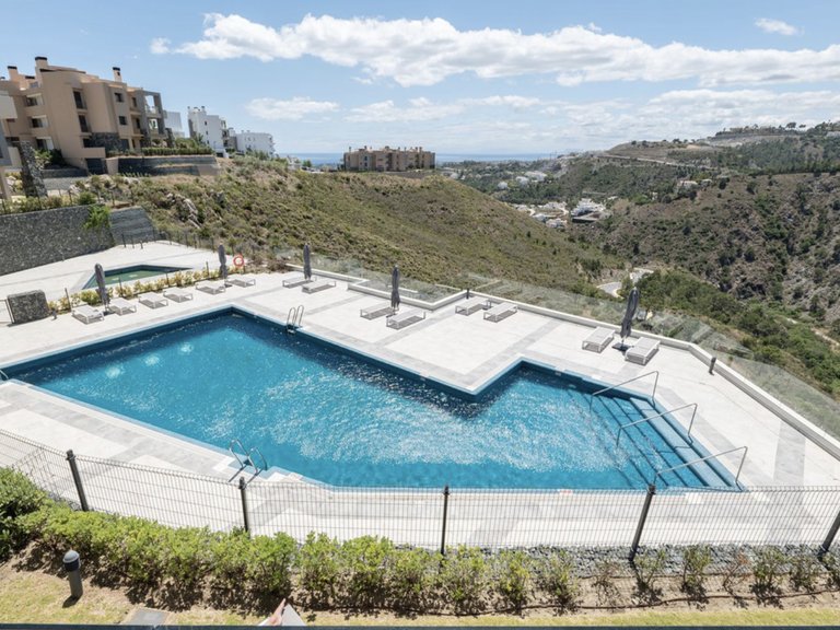 Top floor apartment for sale 1