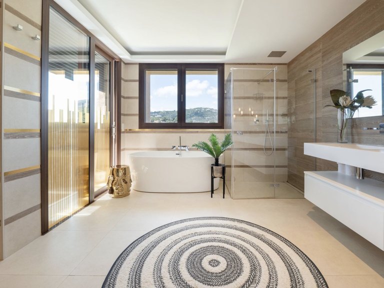 Top floor apartment for sale 14
