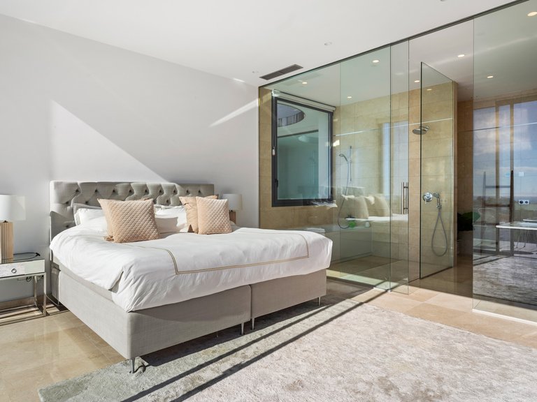 Villa for Sale in Benahavis, Malaga 6