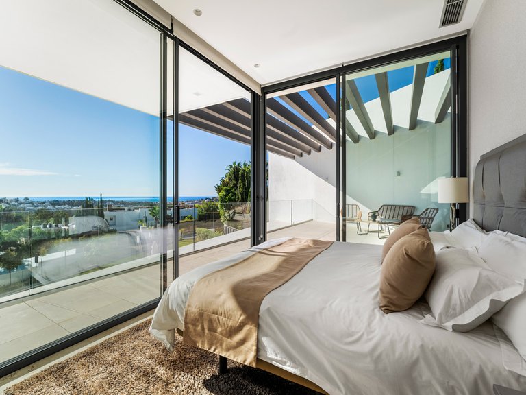Villa for Sale in Benahavis, Malaga 5