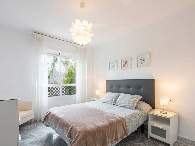 Apartamento en planta media en Lorcrisur 3