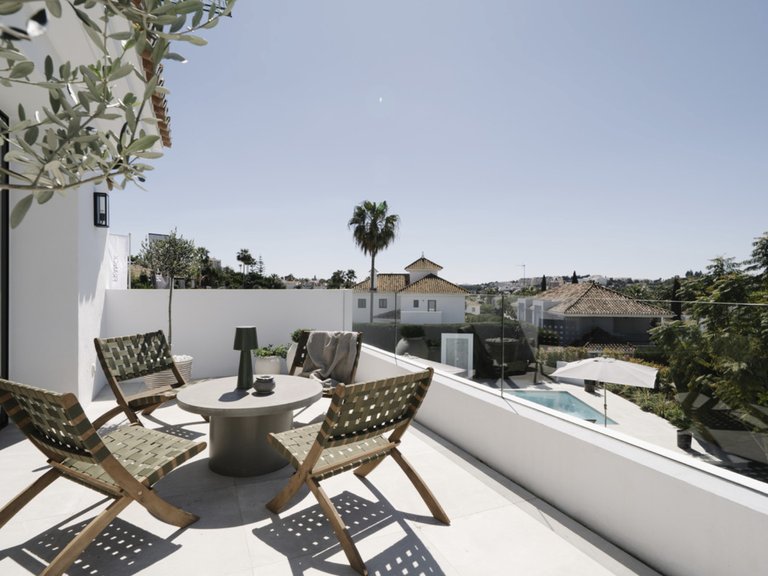Se vende villa reformada de cinco dormitorios 5