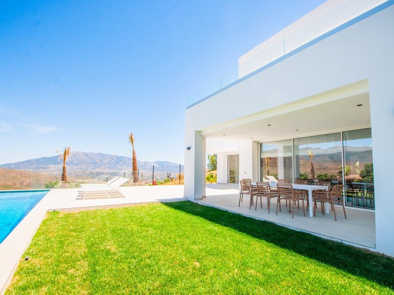 Villa te koop 4