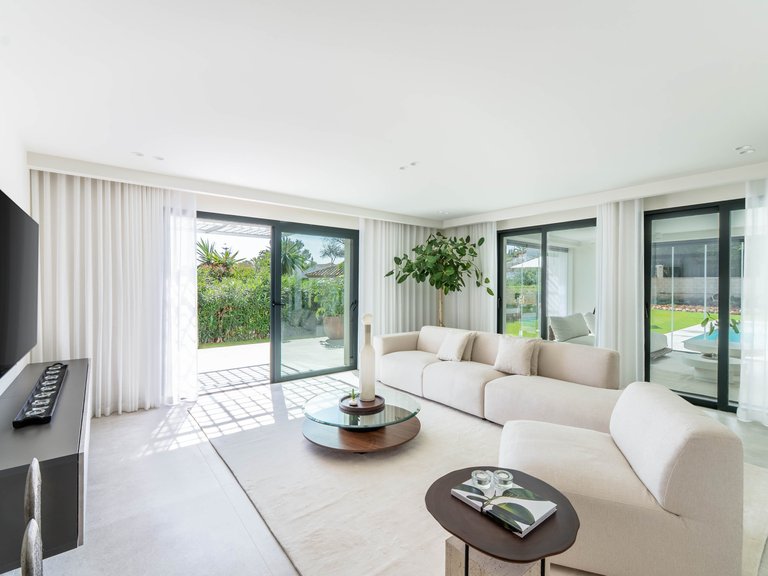 Villa for Sale in Marbella, Malaga 4