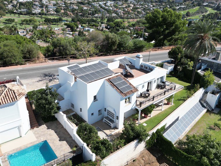 Villa for Sale in Marbella, Malaga 9