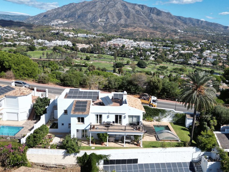 Villa for Sale in Marbella, Malaga 11