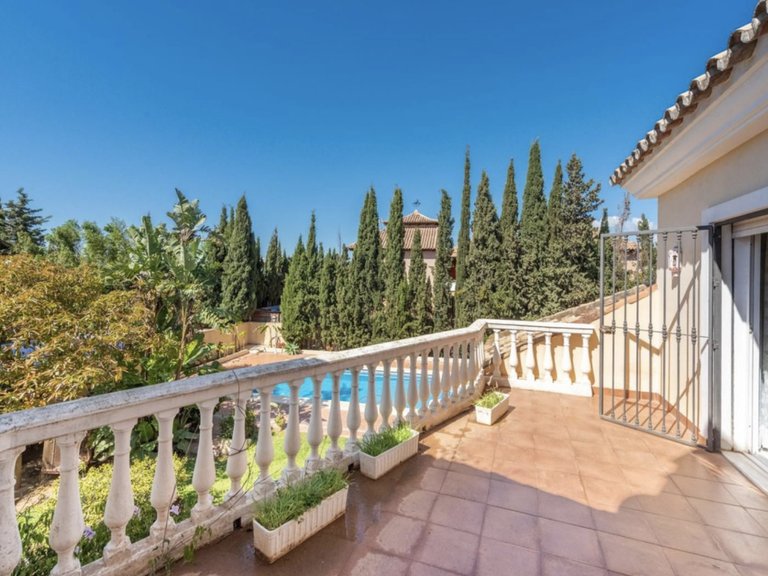Villa for Sale in Marbella, Malaga, 5