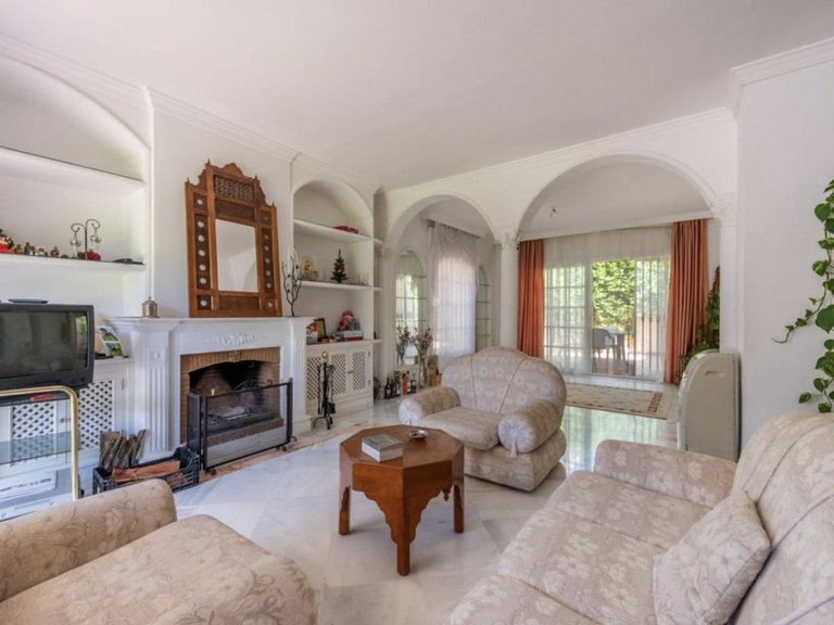 Villa for Sale in Marbella, Malaga, 8